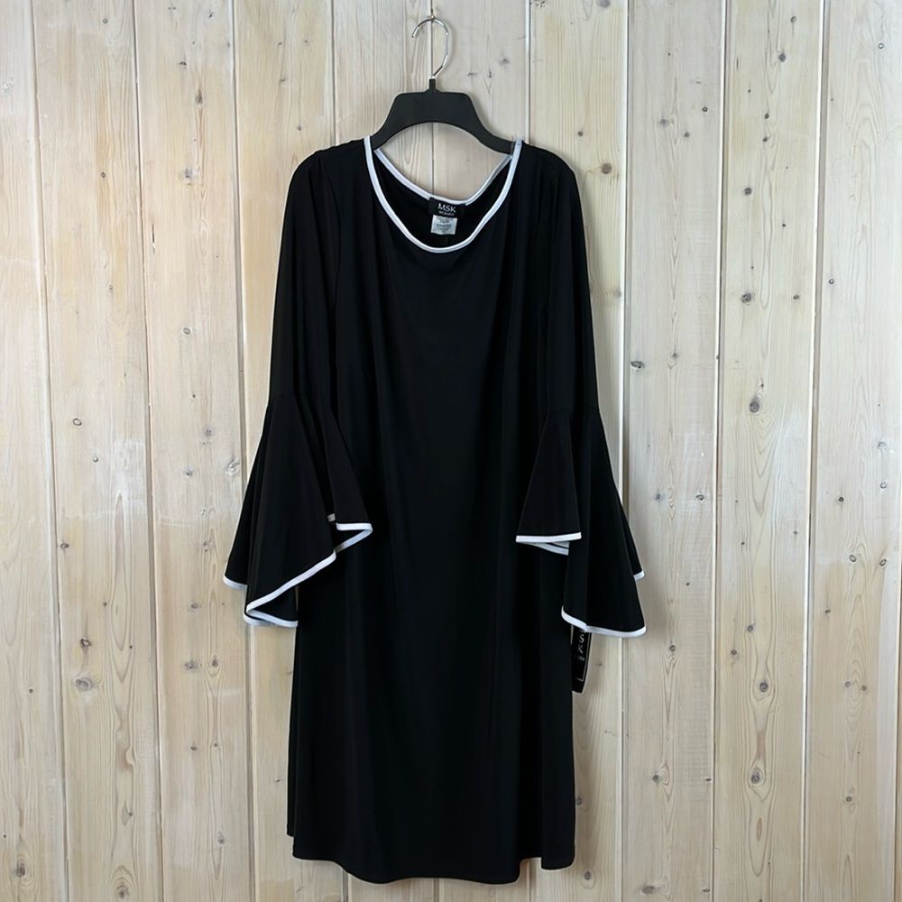 NWT MSK Classic Black Sheath Dress | Flirty Bell Sleeves | Plus Size 1X